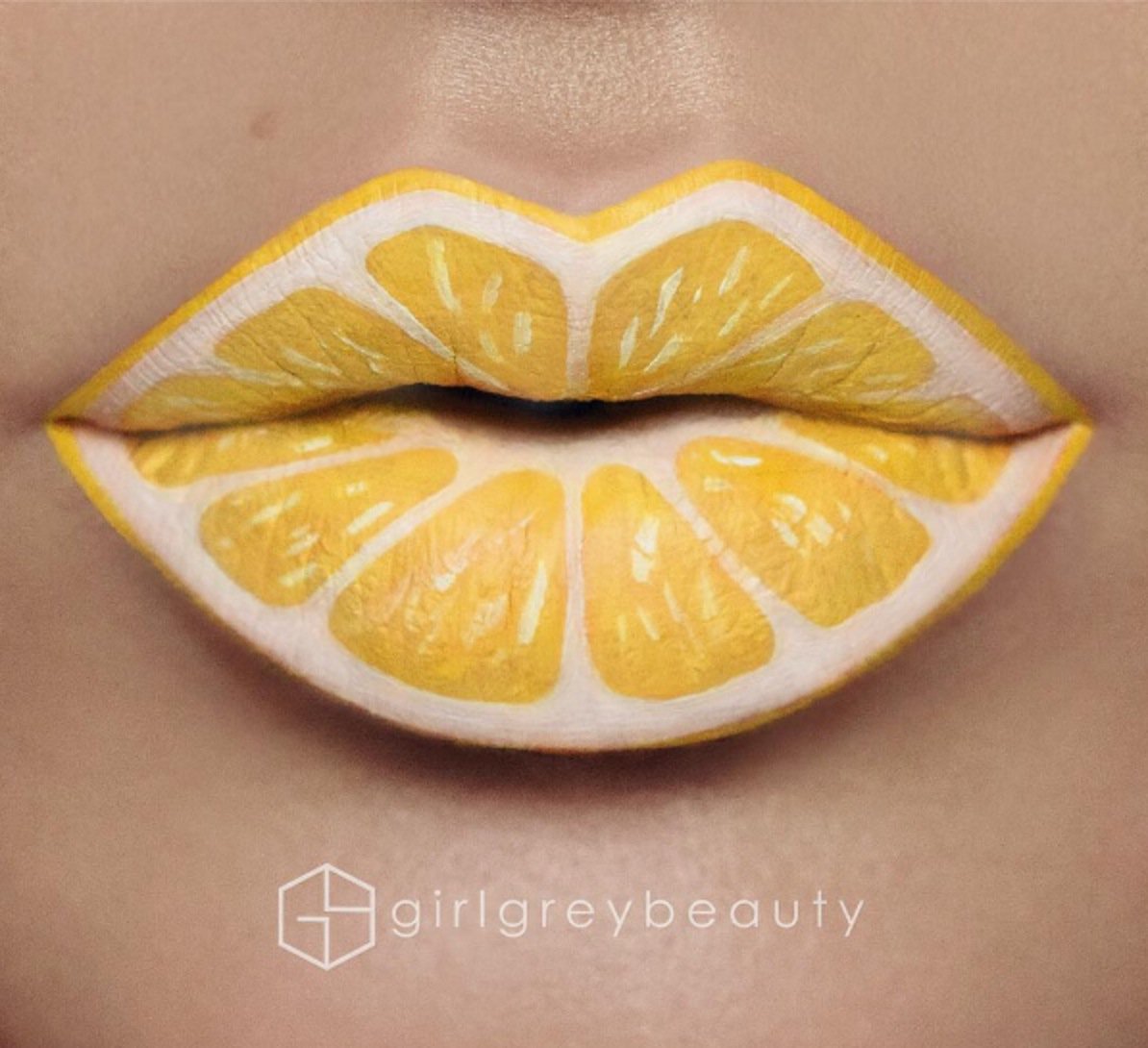 Bibir Lukisan Motif Lemon