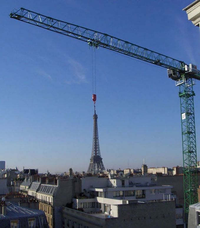 foto keren Crane Angkat Eifel