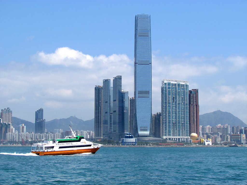 ICC Hongkong, sumber :panoramio.com