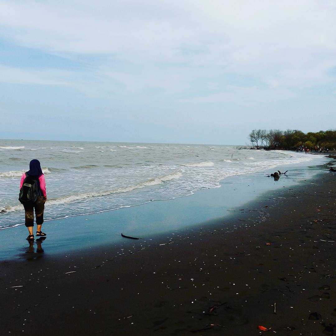 Mengunjungi destinasi baru