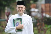 5 Orang Terkemuka Ini Masuk Islam Karena Jawaban Penelitiannya Sudah Tertulis Di Al Quran