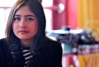 Tangisan Prilly Latuconsina Pecah Setelah Mendengar Ucapan Sang Ayah yang Satu Ini …