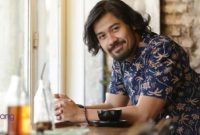 Karena Hal ini Mikha Tambayong dan Chicco Jerikho Disebut Calon Manten!