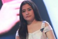 Ternyata Ini Isi dari Handphone Prilly Latuconsina …