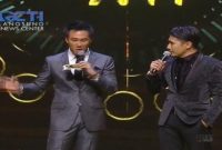 IMAA 2017: Laudya Cynthia Bella Menang, Daniel Mananta Ledek Chicco Jerikho