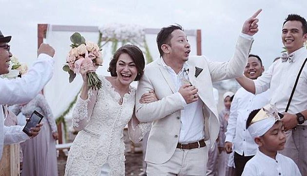 Baper atau Ketawa, Kalau Kalian Baca Ucapan Wedding Anniversary Ringgo ini untuk Sang Istri?