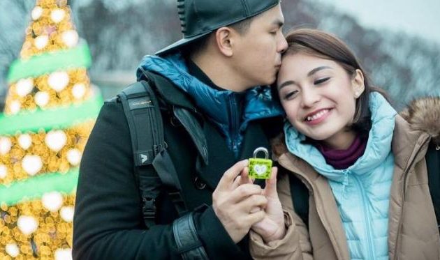 Setuju Gak Kalau 5 Pasangan Artis Romantis ini Paling Jago Bikin Netizen Baper?