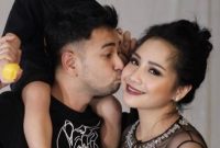 Nagita Slavina Disangka ‘Topless’, Raffi Ahmad Ikutan Panik. Ternyata ini yang Terjadi!