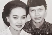 10 Potret Pernikahan Artis Belasan Tahun Lalu, Jadul Tapi Romantis. Dua Diantaranya Sudah Cerai!