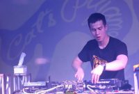 7 Artis Ganteng yang Mendadak Jadi DJ. Paling Pertama sih Udah Lama Nyemplung!