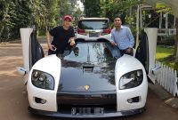 Raditya Dika Upload Foto Mobil Mewah, Raffi Ahmad Malah Kena Sindir Ditjen Pajak!