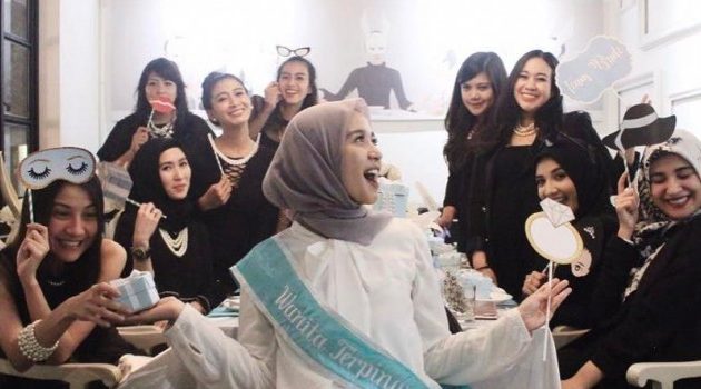 Segera Menikah, ini Dia 10 Potret Bridal Shower Laudya Cynthia Bella. Kejutan dari Sahabat yang Berasa Manis dan Haru