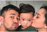 Selain Raffi Ahmad dan Nagita Slavina, 4 Keluarga Kecil Artis ini Juga Sering Banget Bikin Netizen Iri (Dalam Hal yang Positif), Sweet!