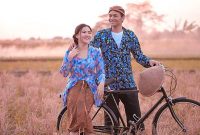 Sayang-sayangan di Tengah Sawah, 5 Potret Prewedding Vicky Shu ini Romantis Abis