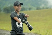 Terlahir Tanpa Kaki, Hasil Karya Fotografer Asal Indonesia ini Sukses Memukau dunia! Begini Kisah Hidupnya