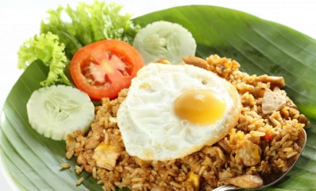 Bahaya Makan Nasi Goreng Pakai Timun