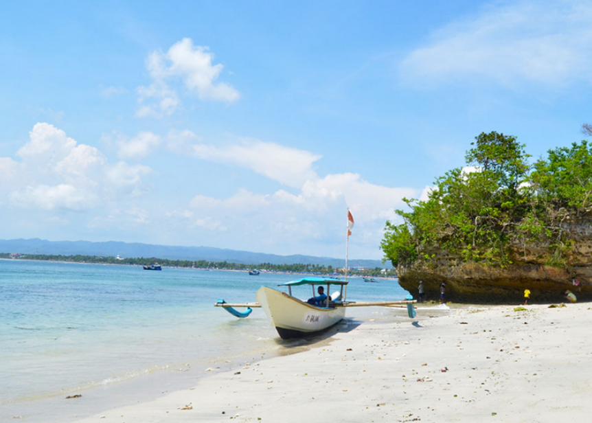 Menelusuri Keindahan Pantai Pangandaran