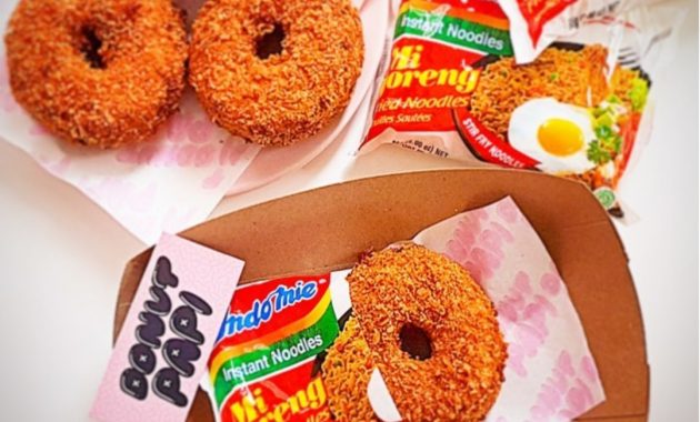 Wow, Ada Donat Indomie Goreng di Australia