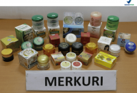 Tips Kenali Kosmetik yang Mengandung Merkuri