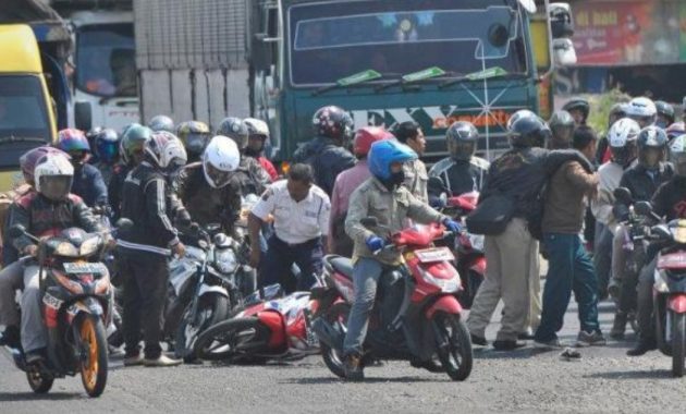 Pemudik motor