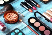 4 Bahaya Makeup Kedaluwarsa ini Tidak Boleh Kamu Abaikan