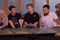 Teuku Wisnu dan Irwansyah Kompak Ajarkan Youtuber Korea Wudhu dan Salat