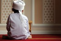 10 Tips Agar Anak Rajin Shalat Tanpa Disuruh