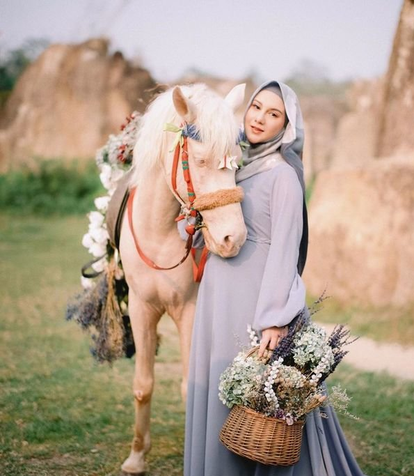 Alhamdulliah, Irish Bella Akui Dirinya Sudah Mantap Berhijab