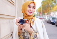 10 Hijaber Muda yang Sukses Menekuni Dunia Fashion