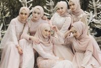 10 Inspirasi Seragam Bridesmaid yang Elegan dan Anggun