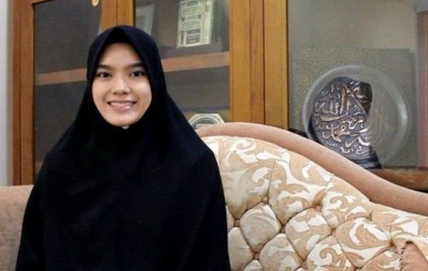 Nabilah, Hafidzah Qur'an Indonesia Guru Mengaji Putri Imam Masjidil Haram