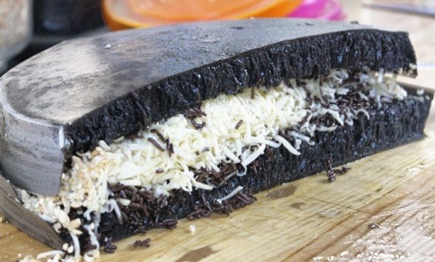 10 Resep Martabak Manis Sederhana, Enak dan Praktis