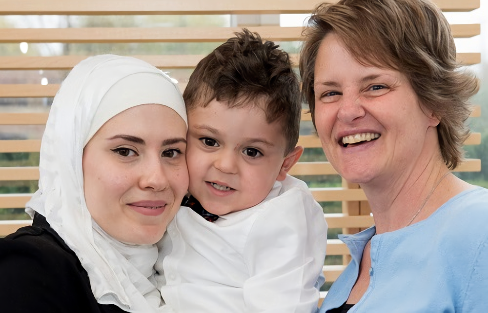 Wanita Bule Donorkan Hatinya untuk Seorang Anak Kecil Muslim