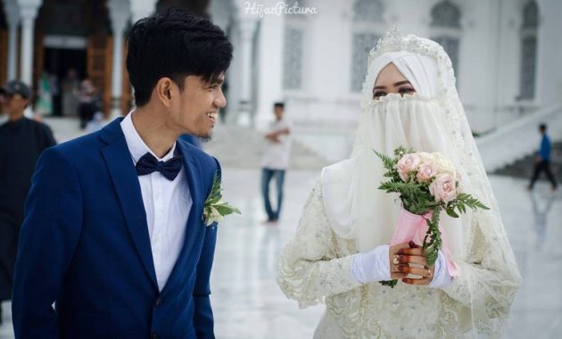 12 Inspirasi Hijab Pengantin yang Cantik dan Elegan untuk Hari Spesial