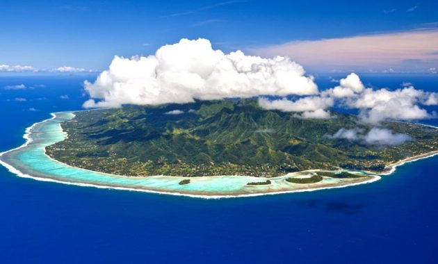 10 Pulau Paling Indah di Dunia, Ada di Indonesia Juga Lho!