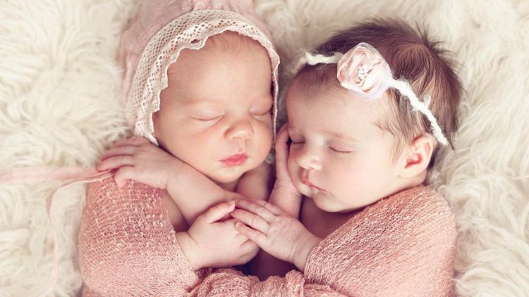 7 Faktor Utama yang Menjadi Peluang Hamil Anak Kembar