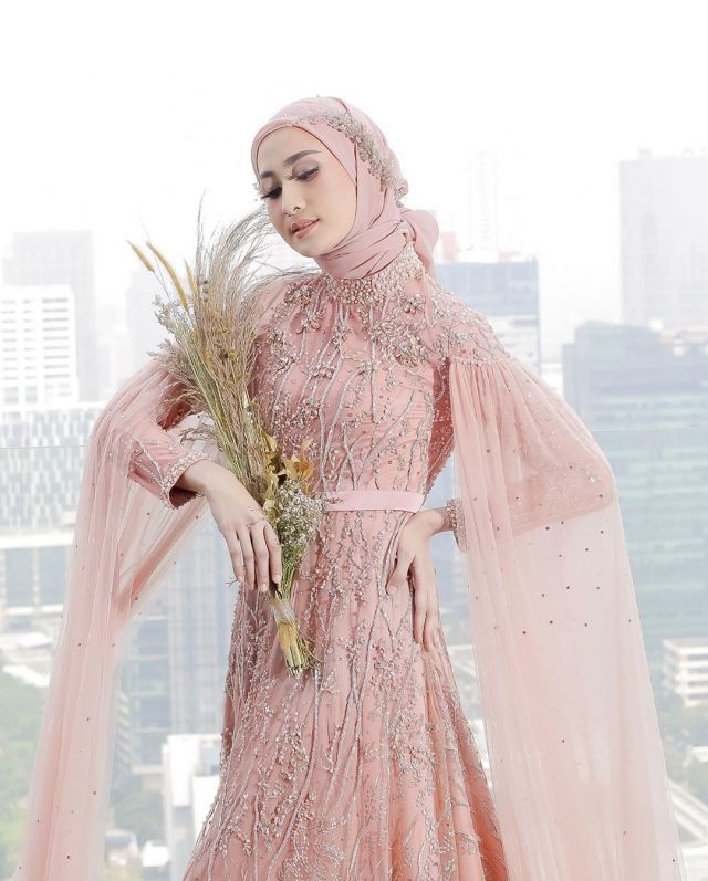 12 Inspirasi Hijab Pengantin yang Cantik dan Elegan untuk Hari Spesial