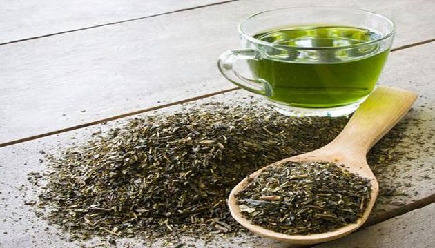 10 Cara Melentikan Bulu Mata dengan Bahan-bahan Alami