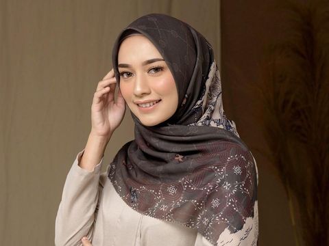 10 Rekomendasi Online Shop yang Menjual Hijab Voal Paling Diburu Hijabers 