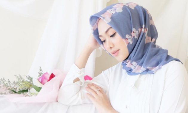 10 Rekomendasi Online Shop yang Menjual Hijab Voal Paling Diburu Hijabers