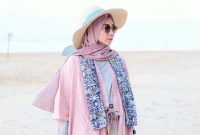 10 Outer Kekinian untuk Kamu yang Berhijab Biar Telihat Modis