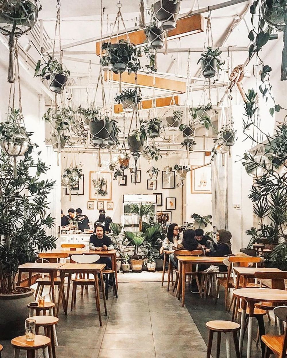 7 Kafe Instagramable di Bandung dan Paling Hits