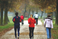 Agar Tidak Kram dan Nyeri, Lakukan 6 Gerakan Pemanasan ini Sebelum Jogging