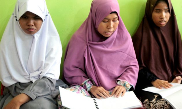 Annis, Penyandang Tunanetra Penghafal Al-Qur'an