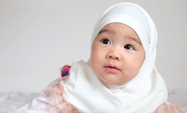 420 Nama Bayi Perempuan Islam Beserta Artinya yang Bisa Menjadi Inspirasimu