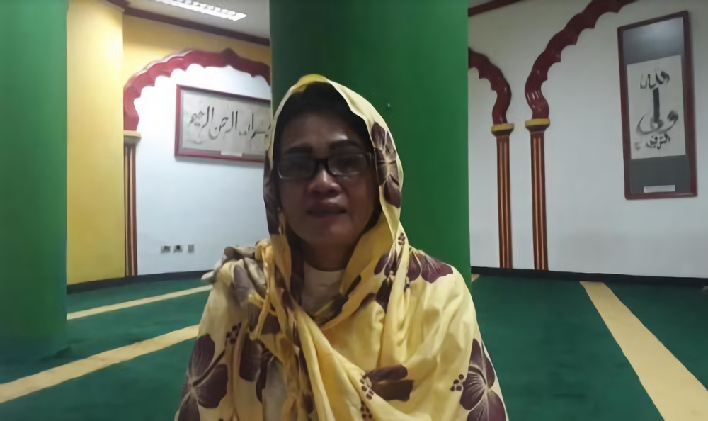 Sering Dengarkan Shalawat, Sri Sayati Putuskan Masuk Islam