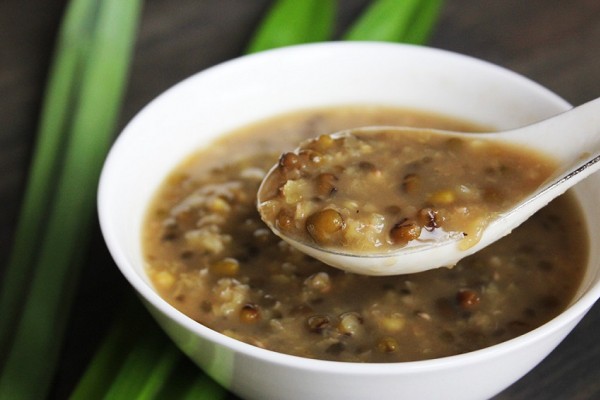 8 Resep Kacang Hijau Enak, Lembut dan Sehat