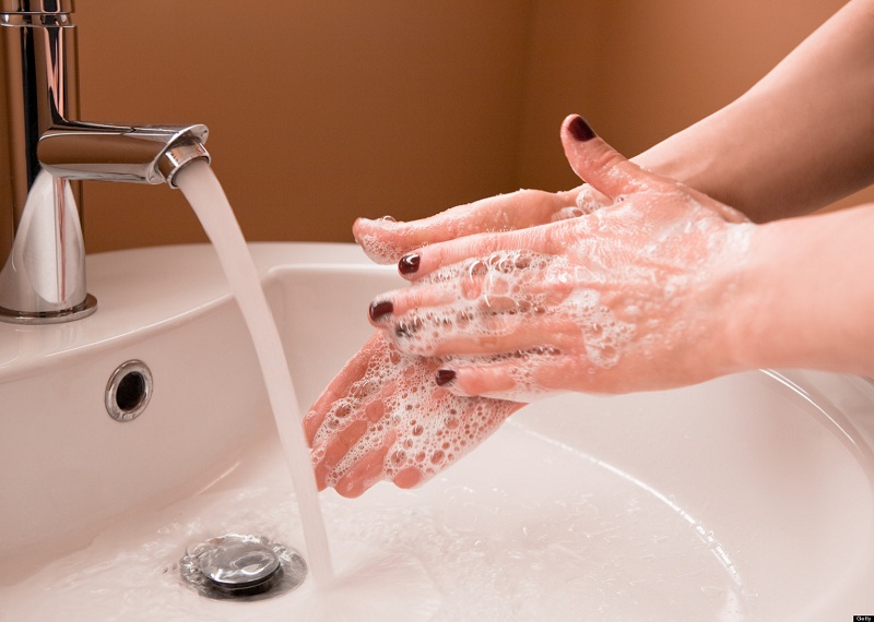 6 Langkah Mencuci Tangan Menurut Standar WHO yang Wajib Kamu Terapkan!