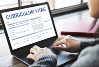 Buat Curriculum Vitae Lebih Menarik dengan 8 Tips Ini!