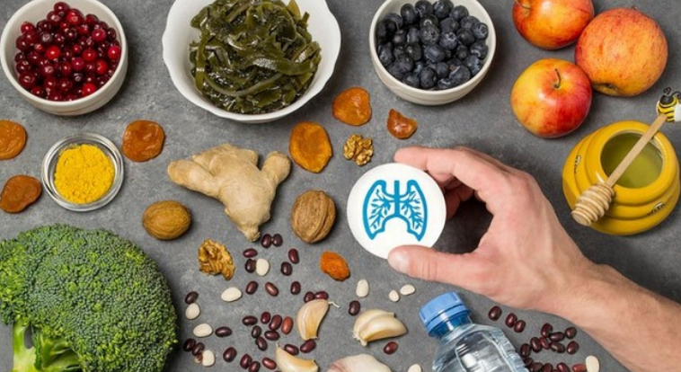 10 Jenis Makanan dan Minuman yang Mampu Membersihkan Paru-paru